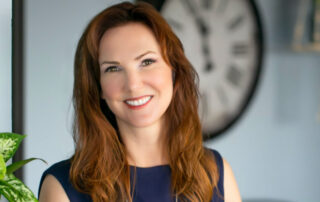 Dr . Michelle Lisle Head shot